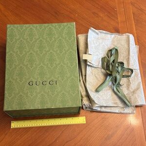 Gucci Green Magnetic Latch Gift Box 11”x14” with tissue paper and Gucci Ribbon